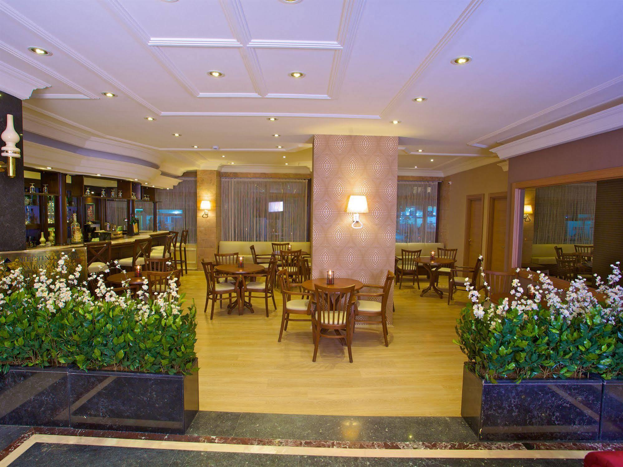 Hotel Grand Emin Estambul Exterior foto
